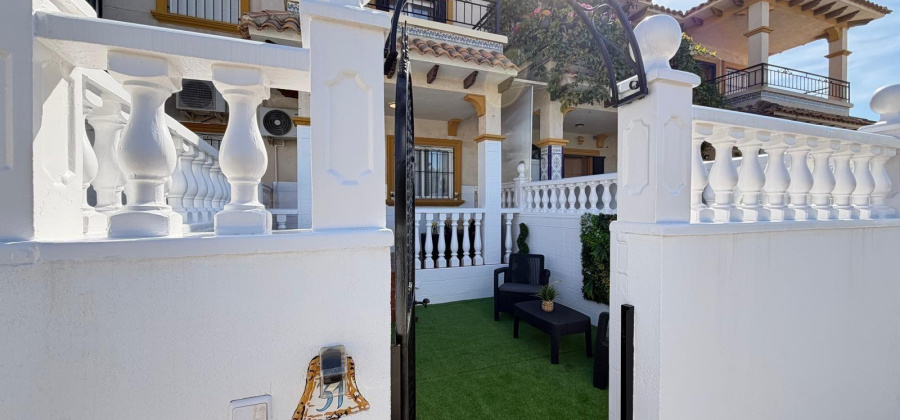 Orihuela Costa, Alicante, 3 Bedrooms Bedrooms, ,2 BathroomsBathrooms,Townhouse,Resale,0,75632449215554976