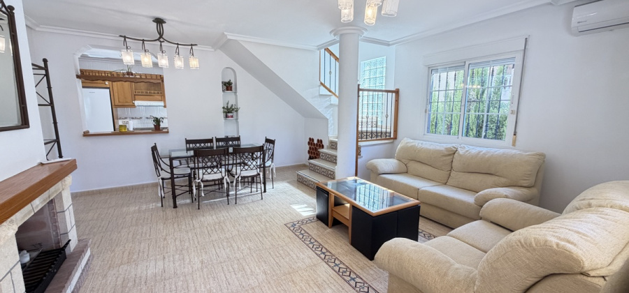 Villamartin, Alicante, 3 Bedrooms Bedrooms, ,2 BathroomsBathrooms,Villa,Resale,0,103186371119904160