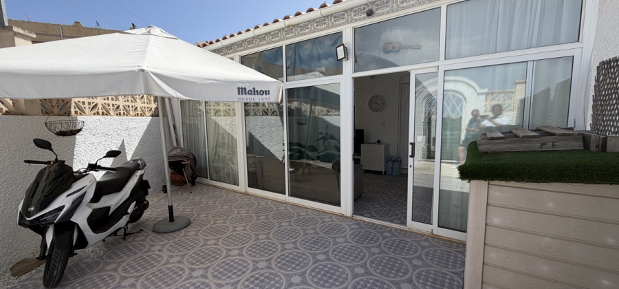 Villamartin, Alicante, 2 Bedrooms Bedrooms, ,1 BathroomBathrooms,Bungalow,Resale,0,103186176923465824