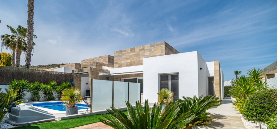 Algorfa, Alicante, 3 Bedrooms Bedrooms, ,2 BathroomsBathrooms,Villa,Resale,0,103536148284938576