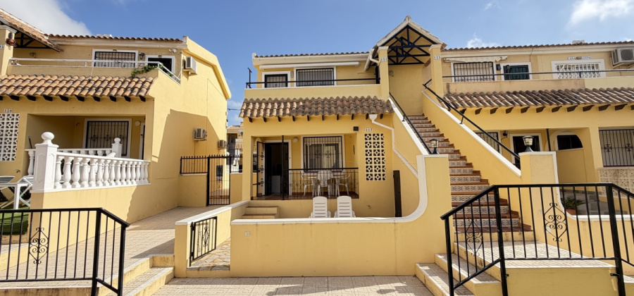 Villamartin, Alicante, 2 Bedrooms Bedrooms, ,1 BathroomBathrooms,Apartment,Resale,0,10318683777607304