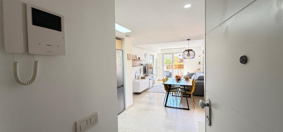 Torrevieja, Alicante, 2 Bedrooms Bedrooms, ,2 BathroomsBathrooms,Apartment,Resale,0,75632139055093952
