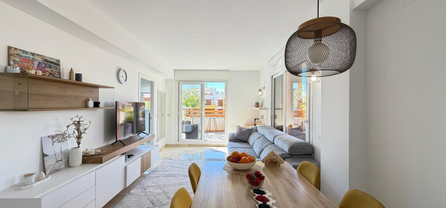 Torrevieja, Alicante, 2 Bedrooms Bedrooms, ,2 BathroomsBathrooms,Apartment,Resale,0,75632139055093952