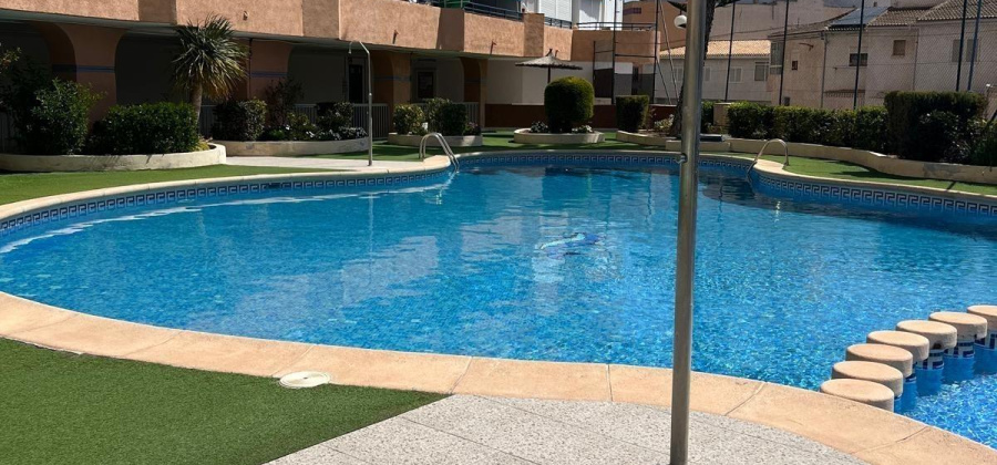 Torrevieja, Alicante, 2 Bedrooms Bedrooms, ,1 BathroomBathrooms,Apartment,Resale,0,75632159556016528