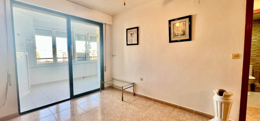 Torrevieja, Alicante, 2 Bedrooms Bedrooms, ,1 BathroomBathrooms,Apartment,Resale,0,75632159556016528