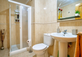 Torrevieja, Alicante, 3 Bedrooms Bedrooms, ,2 BathroomsBathrooms,Apartment,Resale,0,75632207659444400