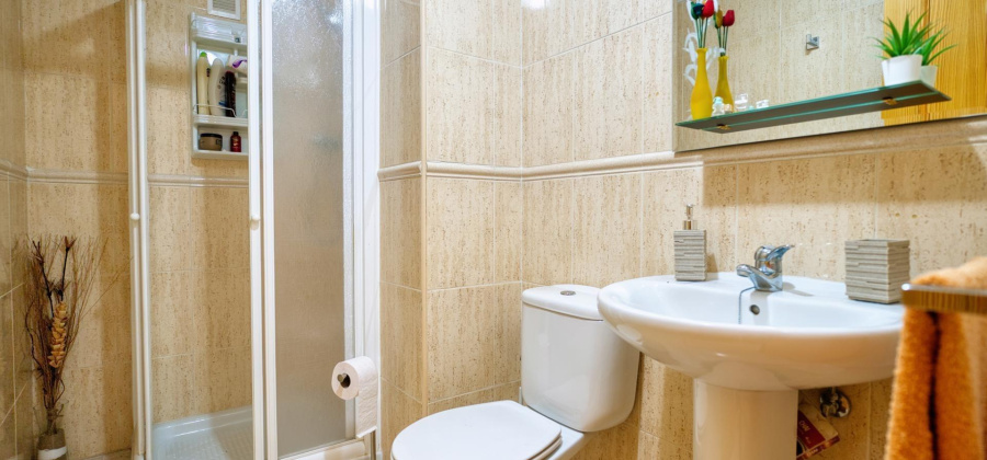 Torrevieja, Alicante, 3 Bedrooms Bedrooms, ,2 BathroomsBathrooms,Apartment,Resale,0,75632207659444400