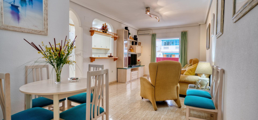 Torrevieja, Alicante, 3 Bedrooms Bedrooms, ,2 BathroomsBathrooms,Apartment,Resale,0,75632207659444400