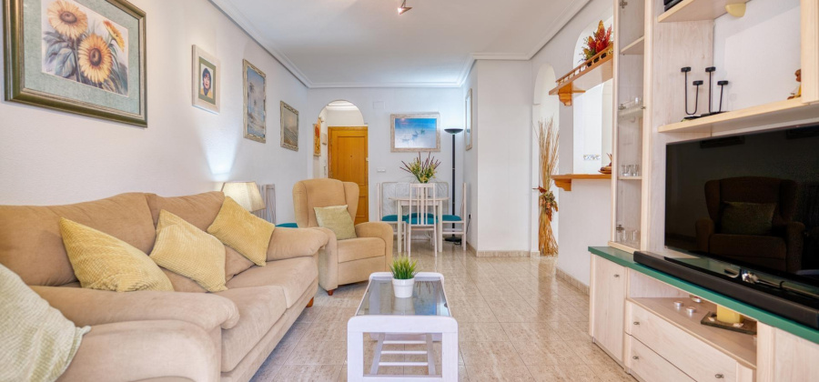 Torrevieja, Alicante, 3 Bedrooms Bedrooms, ,2 BathroomsBathrooms,Apartment,Resale,0,75632207659444400