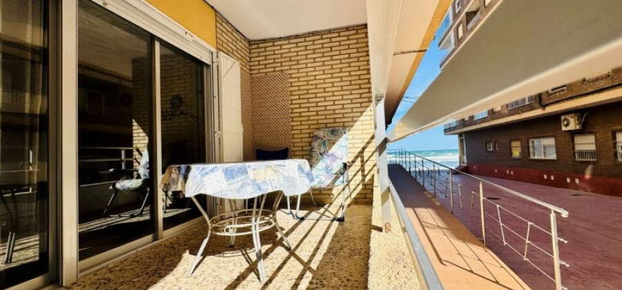 La Mata, Alicante, 3 Bedrooms Bedrooms, ,2 BathroomsBathrooms,Apartment,Resale,0,291685100281656896