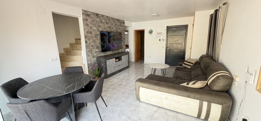 Villamartin, Alicante, 4 Bedrooms Bedrooms, ,3 BathroomsBathrooms,Villa,Resale,0,103186363314844880