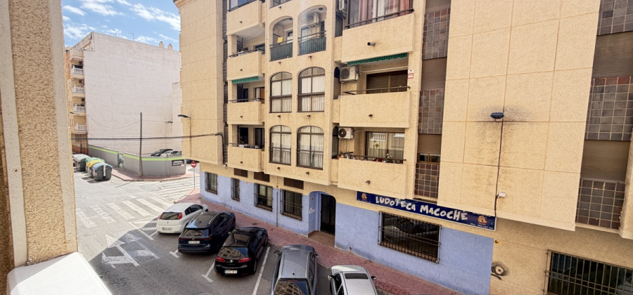 Torrevieja, Alicante, 2 Bedrooms Bedrooms, ,1 BathroomBathrooms,Apartment,Resale,0,103186378582378368