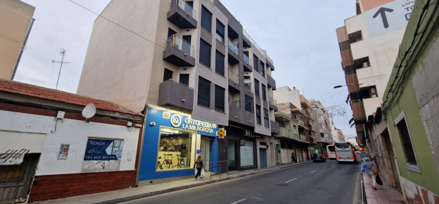 Torrevieja, Alicante, 2 Bedrooms Bedrooms, ,1 BathroomBathrooms,Apartment,Resale,0,7563287532557398