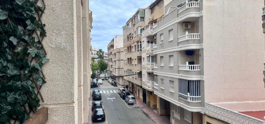 Torrevieja, Alicante, 1 Bedroom Bedrooms, ,1 BathroomBathrooms,Apartment,Resale,0,75632232584153504