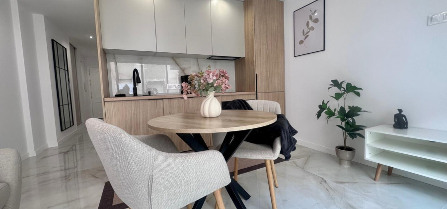Torrevieja, Alicante, 1 Bedroom Bedrooms, ,1 BathroomBathrooms,Apartment,Resale,0,75632232584153504