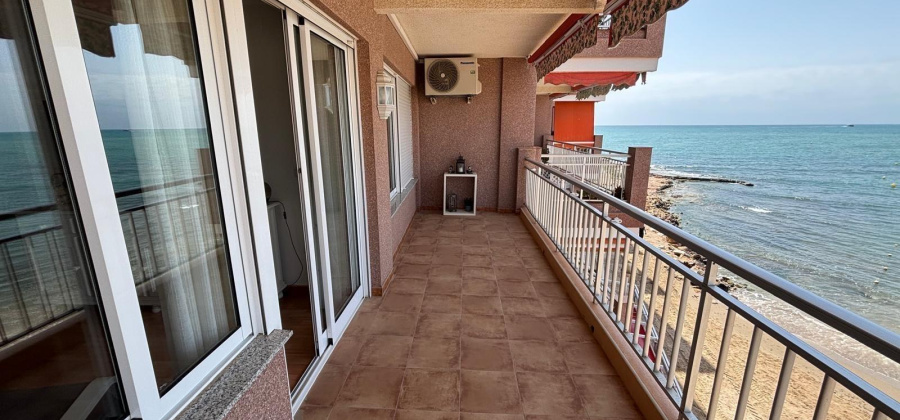 Torrevieja, Alicante, 3 Bedrooms Bedrooms, ,2 BathroomsBathrooms,Apartment,Resale,0,75632216185394112