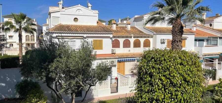 Torrevieja, Alicante, 1 Bedroom Bedrooms, ,1 BathroomBathrooms,Bungalow,Resale,0,75632171938187696