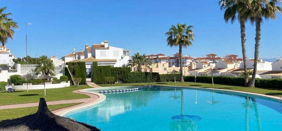 Torrevieja, Alicante, 1 Bedroom Bedrooms, ,1 BathroomBathrooms,Bungalow,Resale,0,75632171938187696