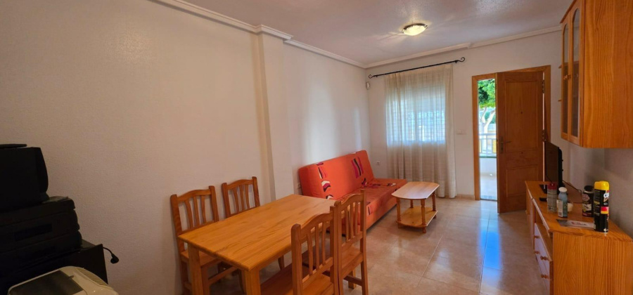 Torrevieja, Alicante, 2 Bedrooms Bedrooms, ,1 BathroomBathrooms,Apartment,Resale,0,75632641430231968