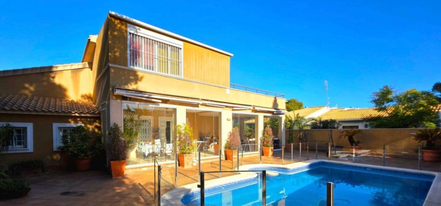 Dehesa de campoamor, Alicante, 5 Bedrooms Bedrooms, ,3 BathroomsBathrooms,Villa,Resale,0,6594578490086328
