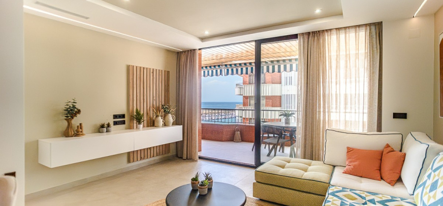 Torrevieja, Alicante, 3 Bedrooms Bedrooms, ,3 BathroomsBathrooms,Apartment,Resale,0,103536108793082736