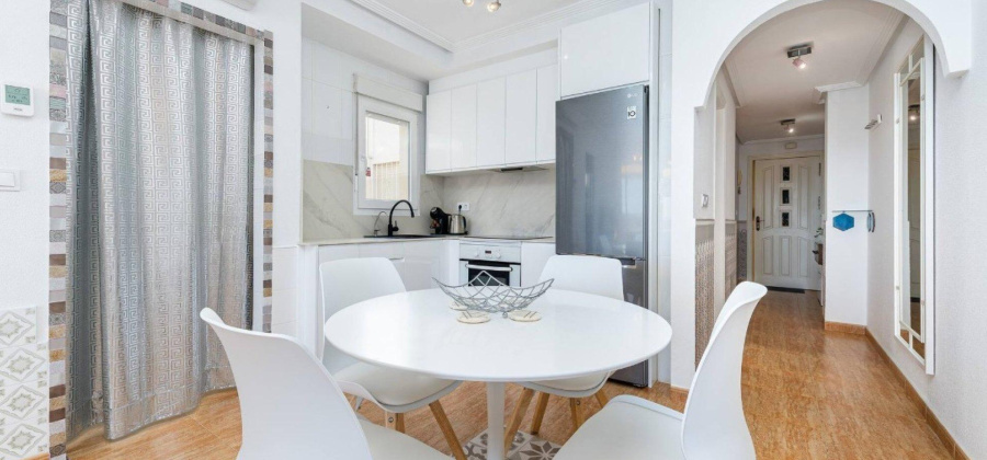 Orihuela Costa, Alicante, 2 Bedrooms Bedrooms, ,1 BathroomBathrooms,Apartment,Resale,0,75632150746993856