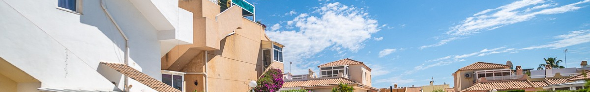 Alicante, Alicante, 4 Bedrooms Bedrooms, ,2 BathroomsBathrooms,Apartment,Resale,0,103536238510365392