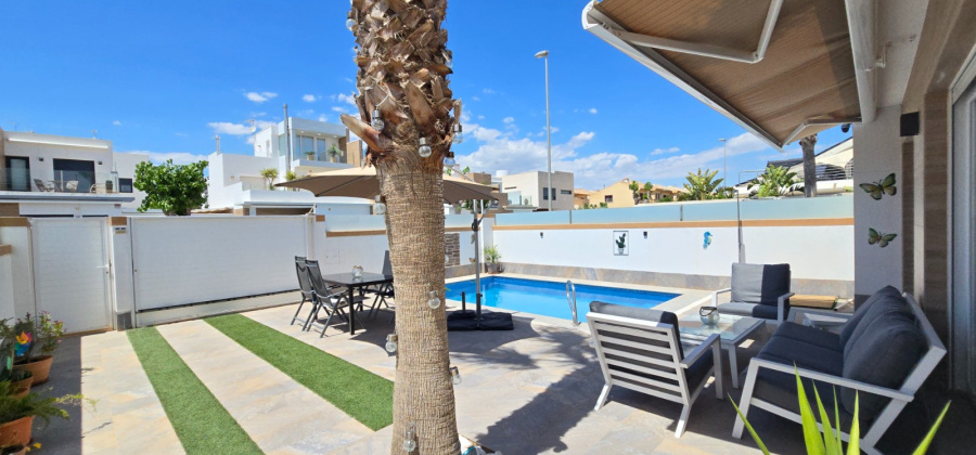 Pilar de la Horadada *, Alicante *, 3 Bedrooms Bedrooms, ,2 BathroomsBathrooms,Villa,Resale,0,9996874143843248
