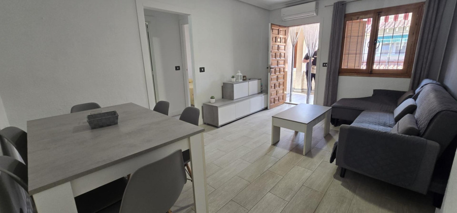 Torrevieja, Alicante, 1 Bedroom Bedrooms, ,1 BathroomBathrooms,Apartment,Resale,0,75632100198089408