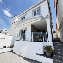 Villamartin, Alicante, 3 Bedrooms Bedrooms, ,2 BathroomsBathrooms,Villa,Resale,0,103186212087646672
