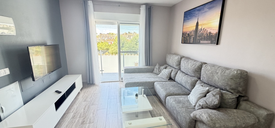 Villamartin, Alicante, 3 Bedrooms Bedrooms, ,2 BathroomsBathrooms,Villa,Resale,0,103186212087646672