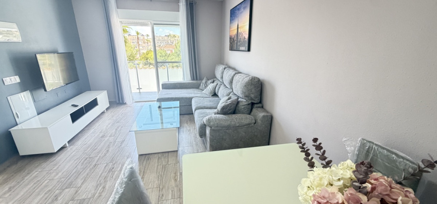Villamartin, Alicante, 3 Bedrooms Bedrooms, ,2 BathroomsBathrooms,Villa,Resale,0,103186212087646672