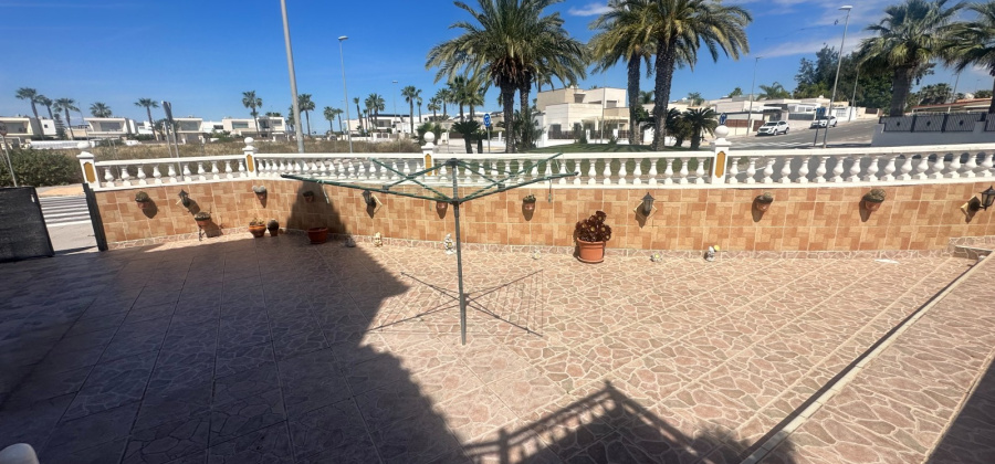 Orihuela, Alicante, 2 Bedrooms Bedrooms, ,1 BathroomBathrooms,Apartment,Resale,0,271160380500035136