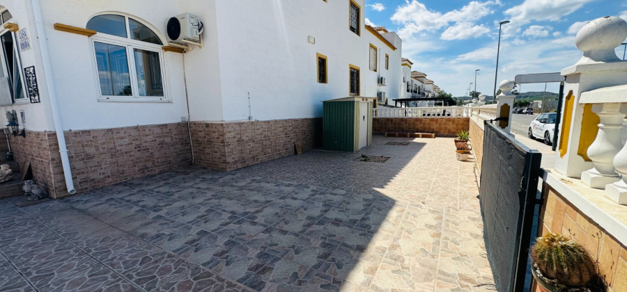 Orihuela, Alicante, 2 Bedrooms Bedrooms, ,1 BathroomBathrooms,Apartment,Resale,0,271160380500035136