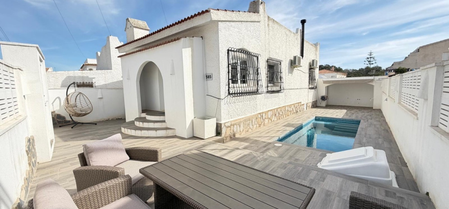 Blue Lagoon, Alicante, 2 Bedrooms Bedrooms, ,2 BathroomsBathrooms,Villa,Resale,0,10318682548475784