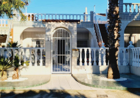 Torrevieja, Alicante, 2 Bedrooms Bedrooms, ,1 BathroomBathrooms,Townhouse,Resale,0,75632211834869072 Torrevieja, Alicante, 2 Bedrooms Bedrooms, ,1 BathroomBathrooms,Townhouse,Resale,0,75632211834869072