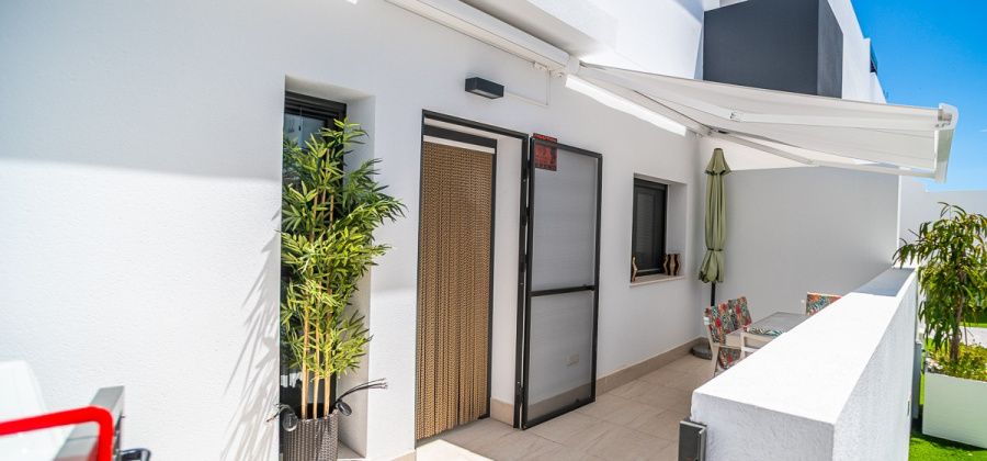 Torrevieja, Alicante, 3 Bedrooms Bedrooms, ,3 BathroomsBathrooms,Apartment,Resale,0,10353688190458296