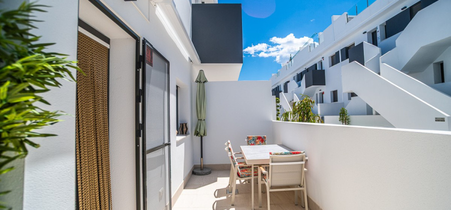 Torrevieja, Alicante, 3 Bedrooms Bedrooms, ,3 BathroomsBathrooms,Apartment,Resale,0,10353688190458296