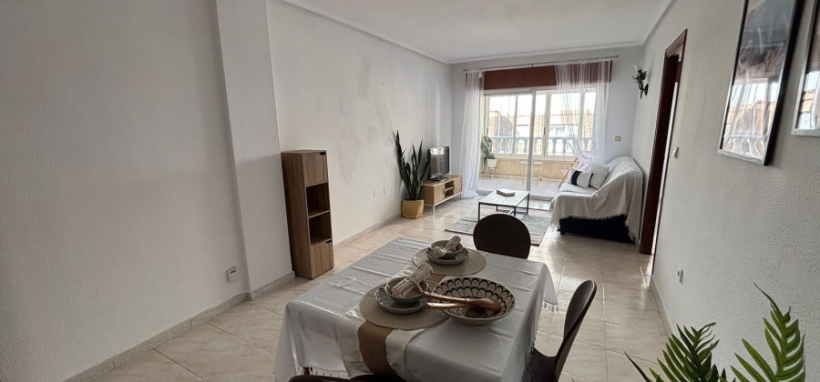 Torrevieja, Alicante, 3 Bedrooms Bedrooms, ,2 BathroomsBathrooms,Apartment,Resale,0,7563273892655799