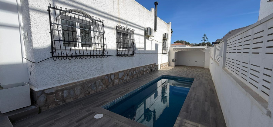Orihuela Costa, Alicante, 2 Bedrooms Bedrooms, ,2 BathroomsBathrooms,Villa,Resale,0,75632172732216512
