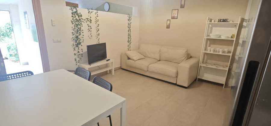Torrevieja, Alicante, 2 Bedrooms Bedrooms, ,1 BathroomBathrooms,Bungalow,Resale,0,75632178377550400