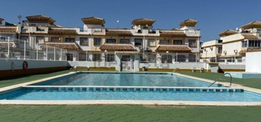 Torrevieja, Alicante, 3 Bedrooms Bedrooms, ,2 BathroomsBathrooms,Townhouse,Resale,0,75632618813243968