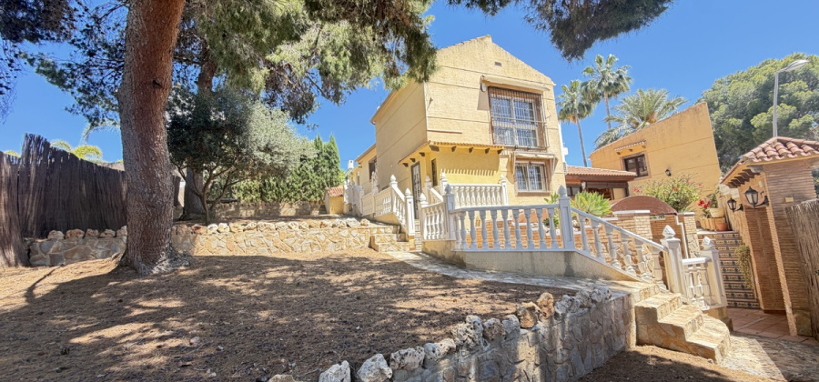 Los Balcones, Alicante, 4 Bedrooms Bedrooms, ,3 BathroomsBathrooms,Villa,Resale,0,103186219386591840