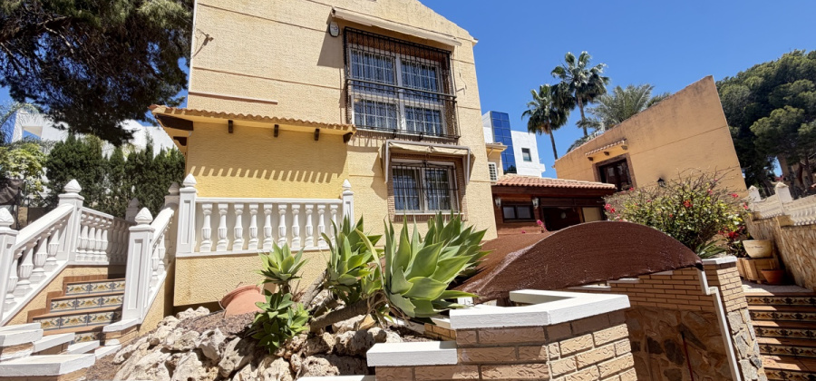 Los Balcones, Alicante, 4 Bedrooms Bedrooms, ,3 BathroomsBathrooms,Villa,Resale,0,103186219386591840
