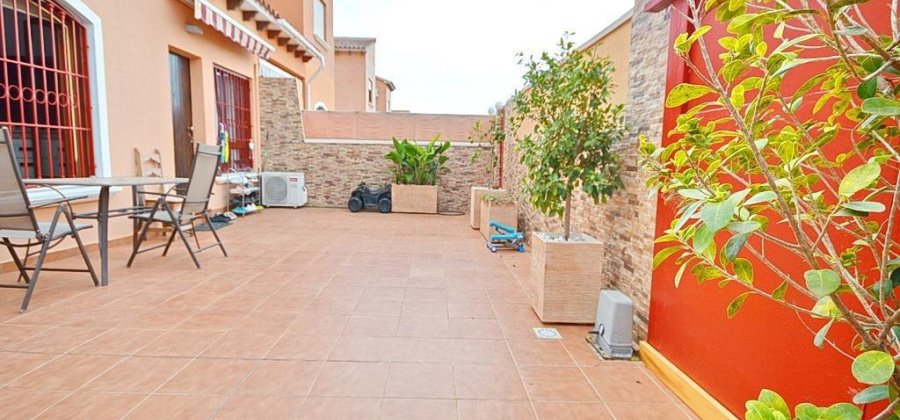 Torrevieja, Alicante, 2 Bedrooms Bedrooms, ,1 BathroomBathrooms,Apartment,Resale,0,75632234381212528