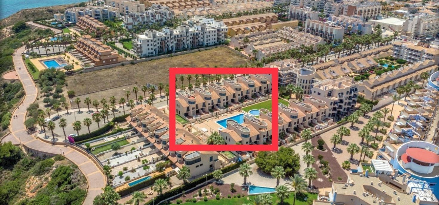 Cabo Roig, Alicante, 3 Bedrooms Bedrooms, ,2 BathroomsBathrooms,Townhouse,Resale,0,6594571271693252