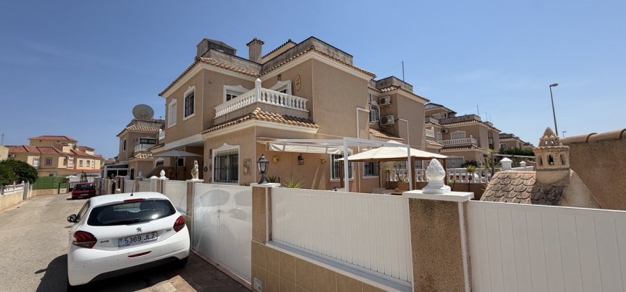 La Zenia, Alicante, 2 Bedrooms Bedrooms, ,2 BathroomsBathrooms,Townhouse,Resale,0,103186417779114944