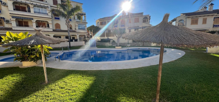 Torrevieja, Alicante, 2 Bedrooms Bedrooms, ,1 BathroomBathrooms,Apartment,Resale,0,7563270117474996