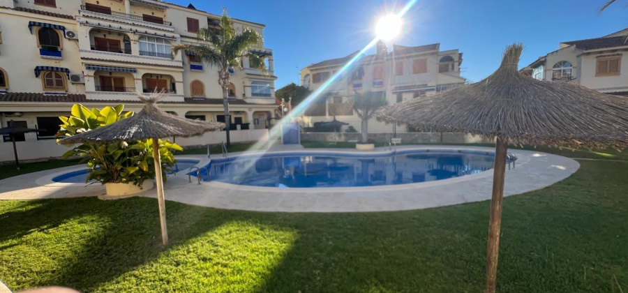 Torrevieja, Alicante, 2 Bedrooms Bedrooms, ,1 BathroomBathrooms,Apartment,Resale,0,7563270117474996