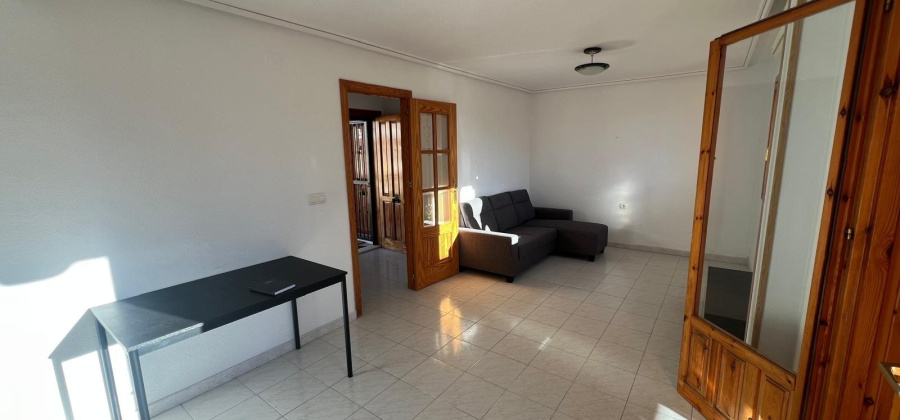 Torrevieja, Alicante, 2 Bedrooms Bedrooms, ,1 BathroomBathrooms,Apartment,Resale,0,7563270117474996